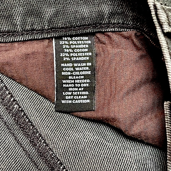 Saks Fifth Avenue Modern One BXWD Men’s Relaxed Fit Jeans Size 36x32 - Picture 3 of 4